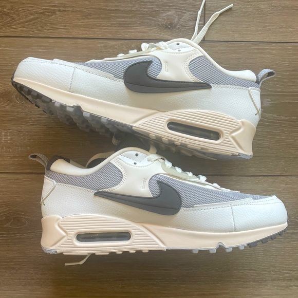 Nike Shoes - Nike Air Max Women’s shoes Size 10.5